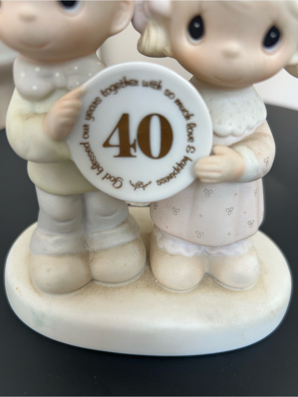 Precious Moments 40th Anniversary Porcelain Couple Figurine - Cream - Picture 2 of 2